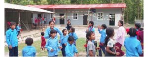 ११ वर्षपछि बाढीपीडित विद्यार्थीले पाए विद्यालयको छानो
