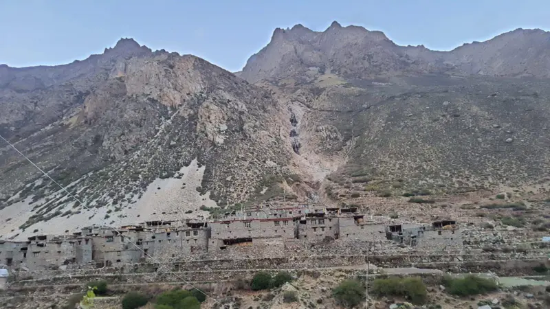 तिलगाउँ, लिमी उपत्यका, हुम्ला, चीन-नेपाल सीमा, भेलपहिरो, बस्ती विस्थापन, प्राकृतिक विपद्, हिमताल फूट, नाम्खा गाउँपालिका, सीमाको सुरक्षा, कैलाश मानसरोवर, सामरिक संवेदनशीलता, नेपाल-चीन सीमा, जलवायु परिवर्तन नेपाल.