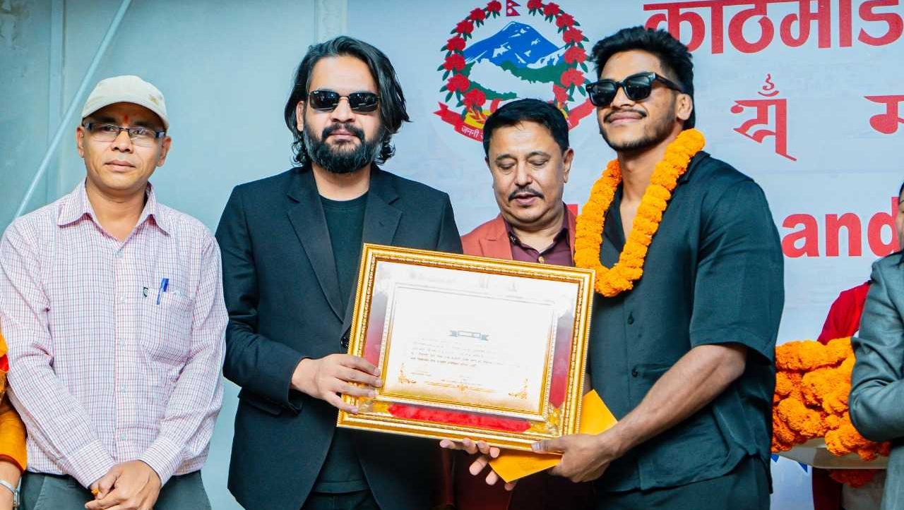काठमाडौं महानगरपालिका, रवीन्द्र ढाट, एमएमए फाइटर नेपाल, म्याट्रिक्स फाइट नाइट १७, एमएफएन १७, खो खो विश्वकप २०२५, खो खो नेपाल, नेपाली खेलाडी सम्मान, बालेन शाह, महिला खो खो टोली नेपाल, पुरुष खो खो टोली नेपाल, खेल समाचार नेपाल, बझाङका रवीन्द्र ढाट, नेपाल खेल उपलब्धि, नोएडा एमएमए प्रतियोगिता