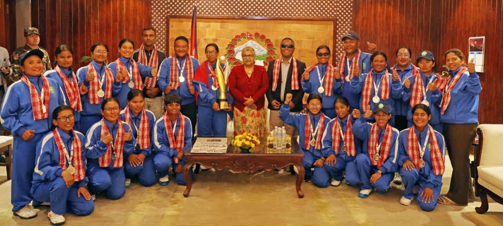 दृष्टिविहीन महिला क्रिकेट, टी–२० विश्वकप, उपविजेता नेपाल, प्रधानमन्त्री सुशीला कार्की, नेपाली महिला दृष्टिविहीन टोली, बालुवाटार भेट, क्रिकेट इतिहास, सरकारी सहयोग, खेलकुद उपलब्धि, श्रीलंका प्रतियोगिता, गीता पौडेल, पुरनसिंह खत्री, नेपाली खेलकुद समाचार, नेपाल दृष्टिविहीन क्रिकेट, समर्थन आश्वासन