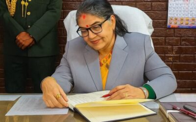 मधेश प्रदेश प्रमुख, सुमित्रा सुवेदी, मन्त्रिपरिषद् निर्णय, प्रदेश प्रमुख पदमुक्त, मुख्यमन्त्री नियुक्ति विवाद, नेपाली राजनीति, मधेश सरकार, संविधान १६८(३)