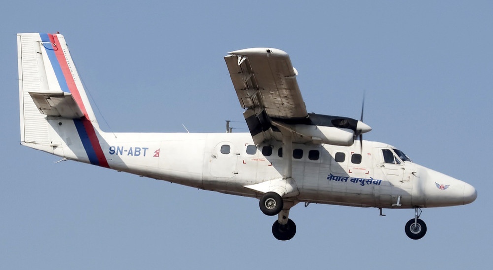 नेपाल एयरलाइन्स, ट्विनअटर, विमान मर्मत, आन्तरिक उडान, जनकराज कालाखेती, युवराज अधिकारी, दुर्गम क्षेत्र, नेपाल विमान सेवा