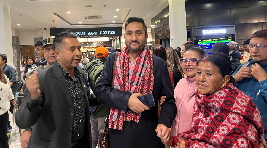 फोरममा ‘डिजिटल र एआई ट्रान्सफर्मेसन : स्ट्राटेजिज एन्ड च्यालेन्जेस’ तथा ‘ग्लोबल कोअपरेसन फर सस्टेनेबल डिजिटल फ्युचर’ विषयमा दुई मुख्य सत्रहरू सञ्चालन भएका थिए।