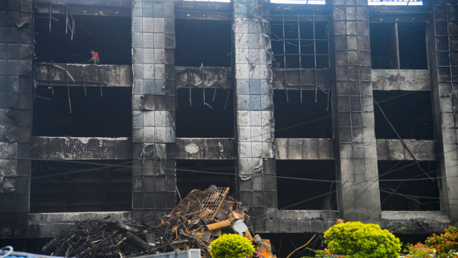 जेन–जी प्रदर्शन, भाटभटेनी १२ शव, पहिचान हुन सकेन, डीएनए असफल, काठमाडौं प्रहरी, मोरङ भाटभटेनी, सुनसरी भाटभटेनी, जलेका शव अनुसन्धान, २४ भदौ घटना, नेपाल समाचार, Kantipur News, Bhatbhateni Incident